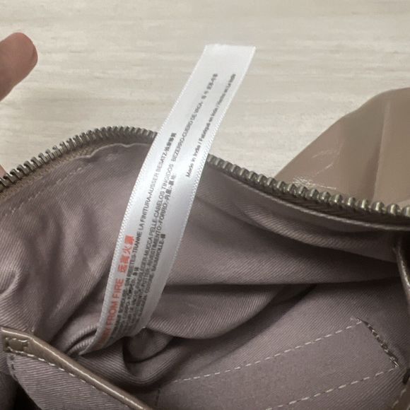 Free People Aurora Taupe Patent Leather Shoulder Baguette Bag Boho Y2K - Picture 12 of 14